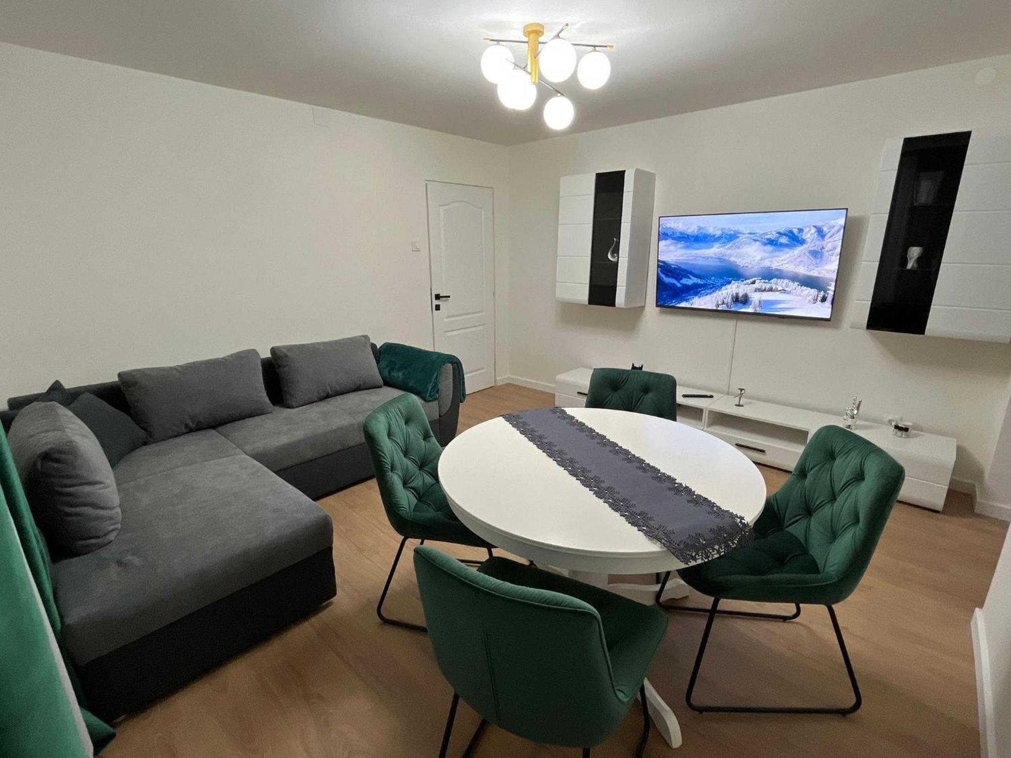 Alpine Escape By Bob Apartment Cavnic Exterior photo